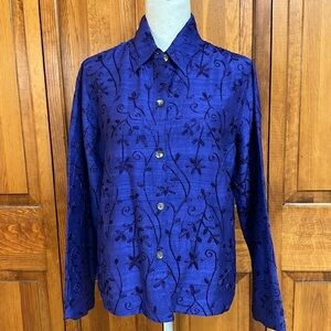 Chicos Design Purple Silk Embroidered (Rayon) Buttoned Top Chicos 0